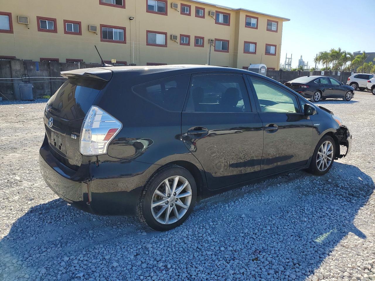 2012 TOYOTA PRIUS V