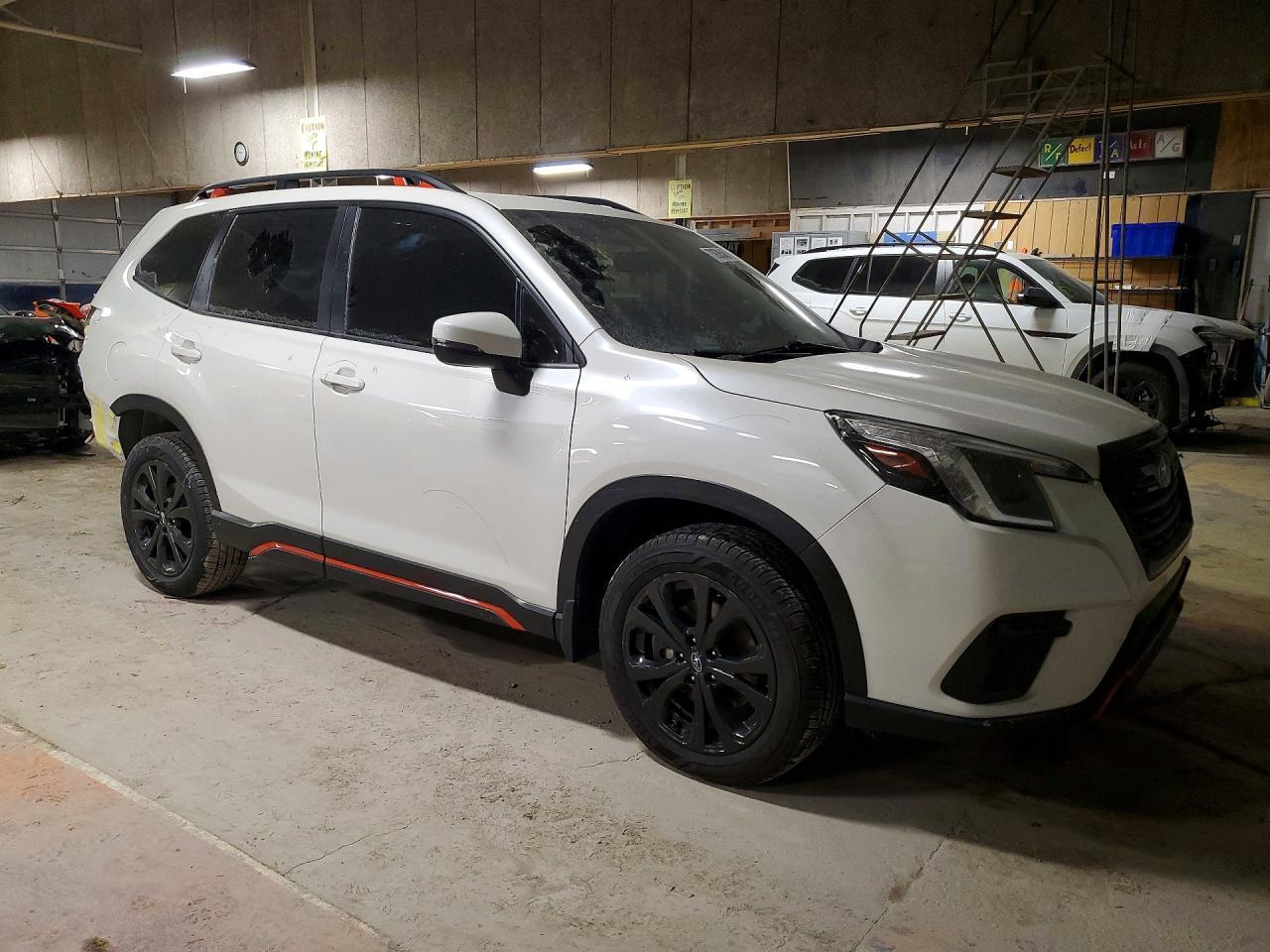 2023 SUBARU FORESTER