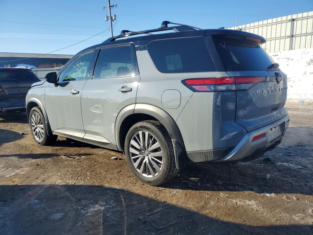 2024 NISSAN PATHFINDER