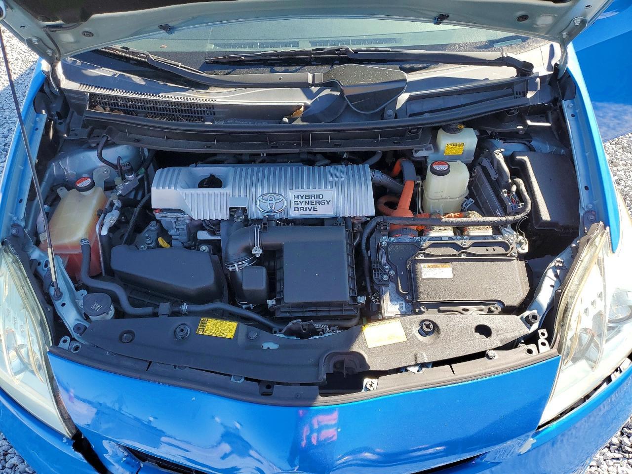 2015 TOYOTA PRIUS