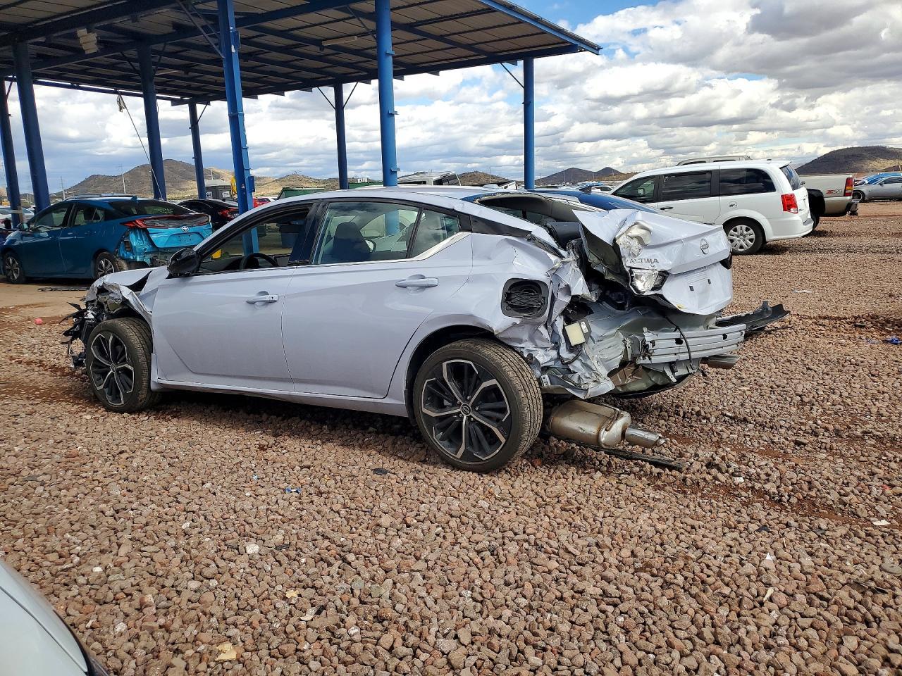 2025 NISSAN ALTIMA