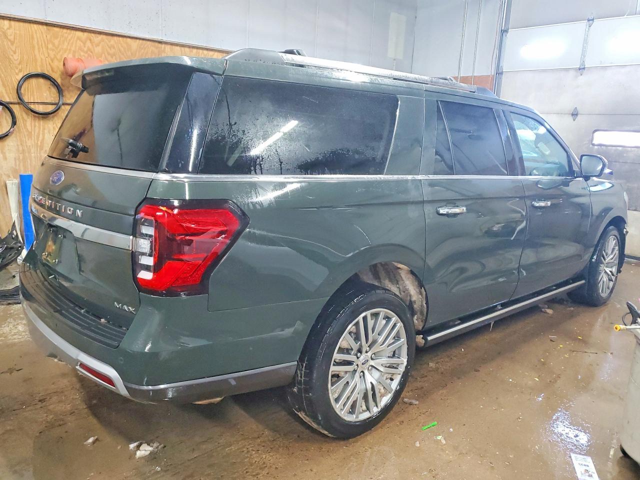 2022 FORD Expedition