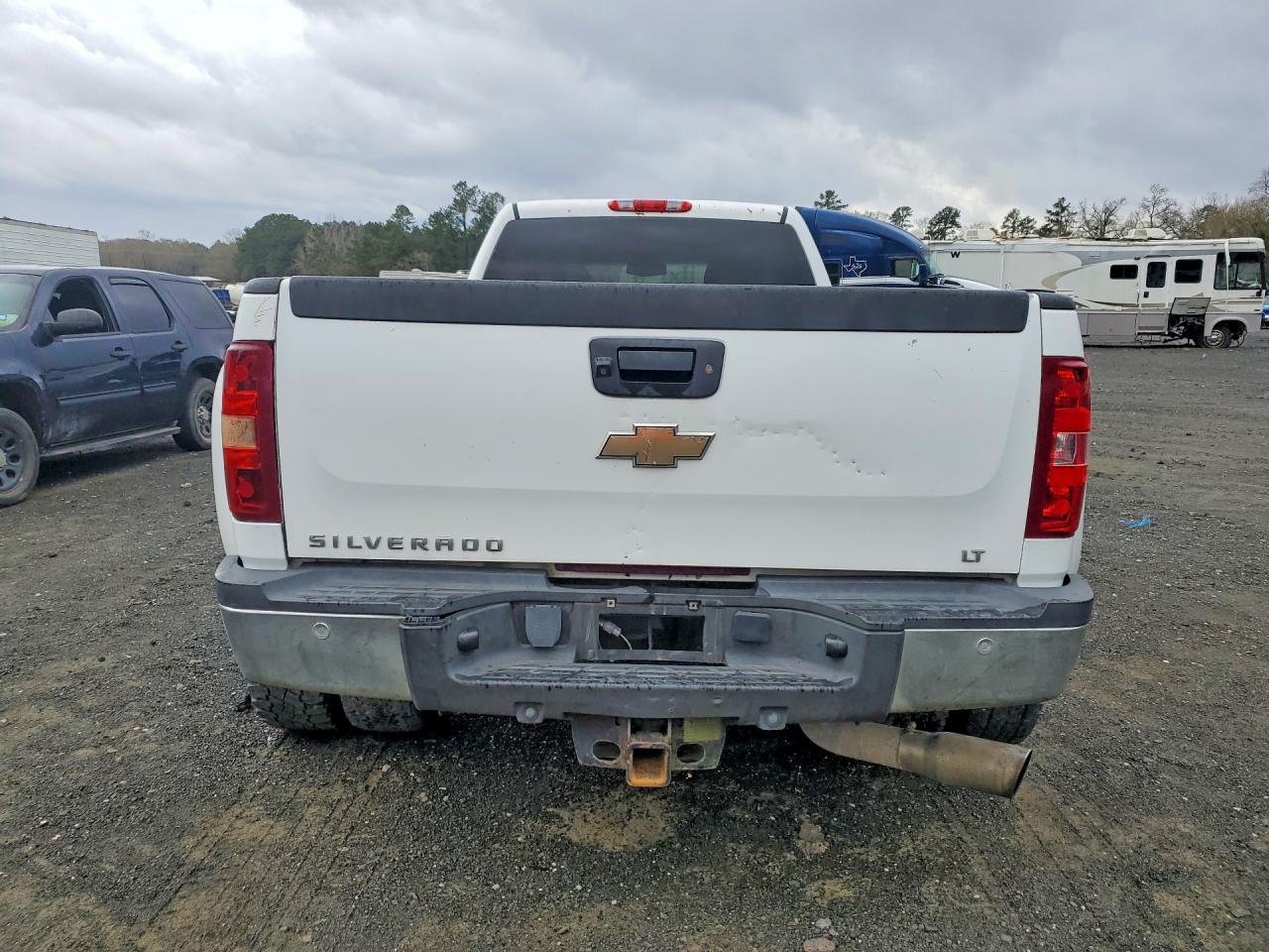 2011 CHEVROLET Silverado 3500