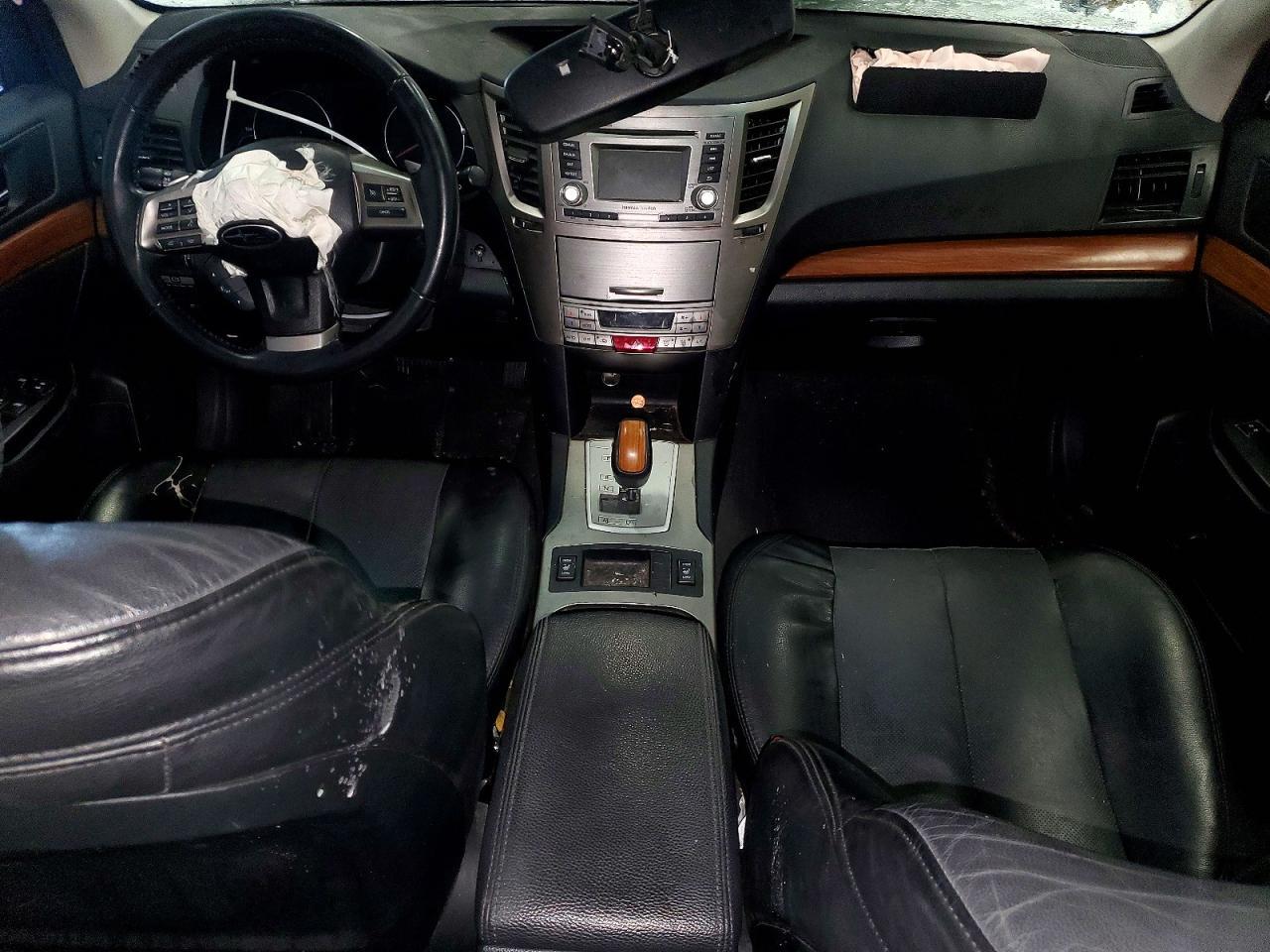 2014 SUBARU Outback