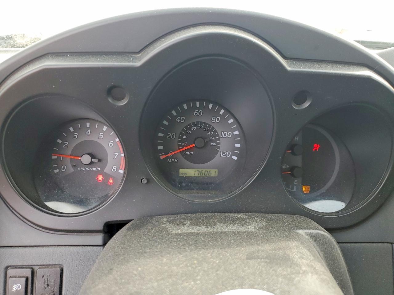 2002 NISSAN Frontier