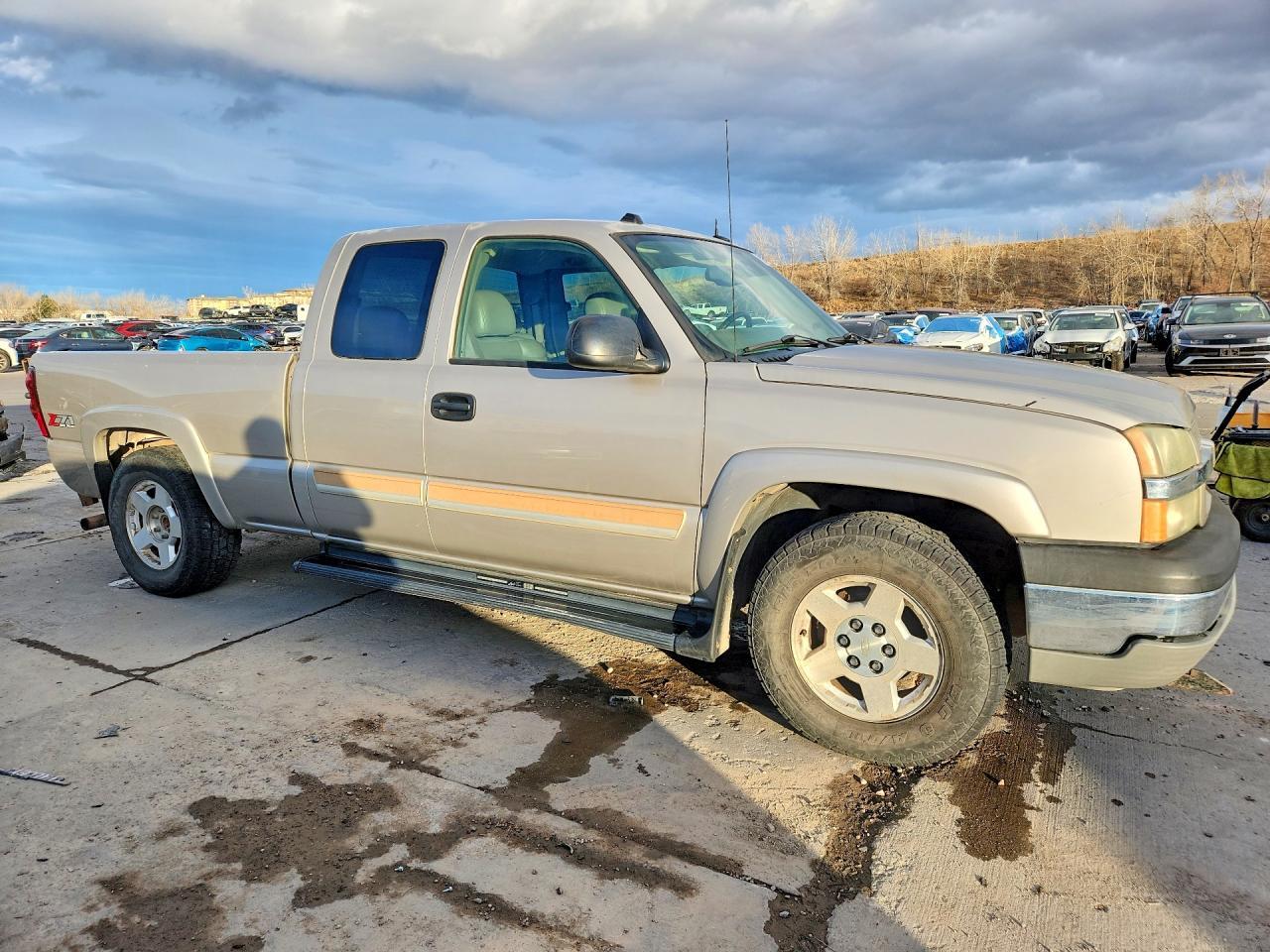 2004 CHEVROLET Silverado