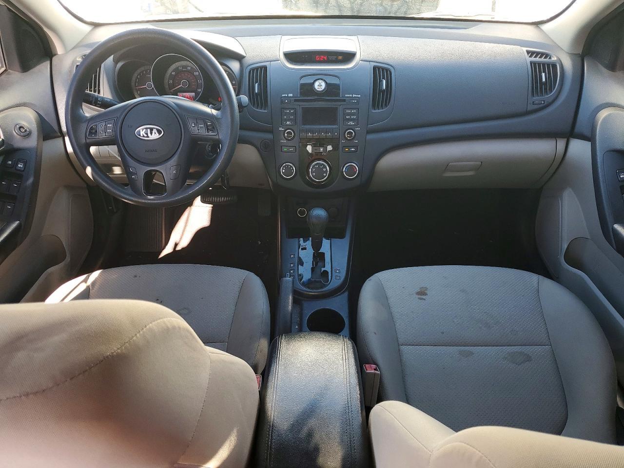 2010 KIA FORTE