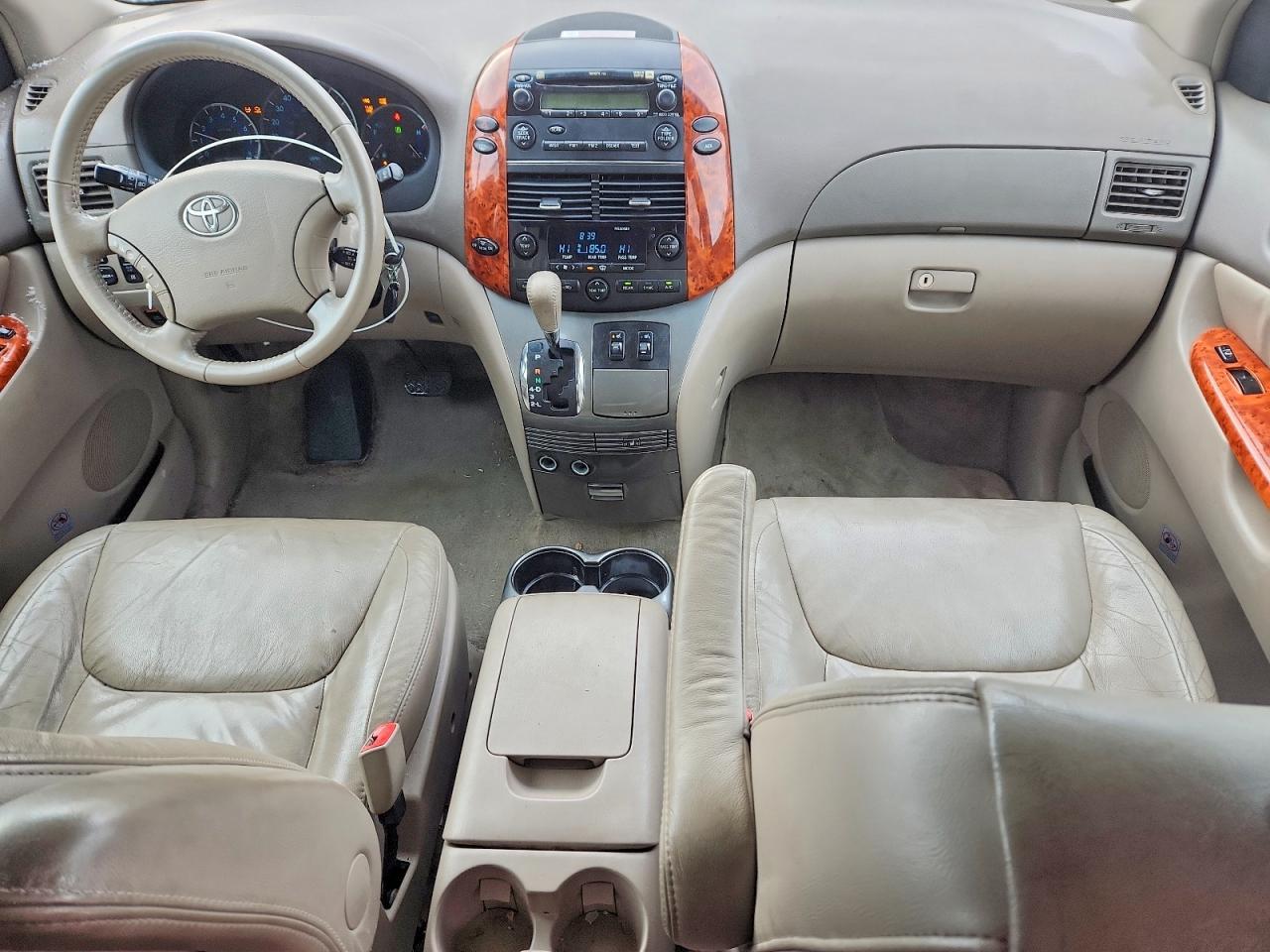 2006 TOYOTA SIENNA