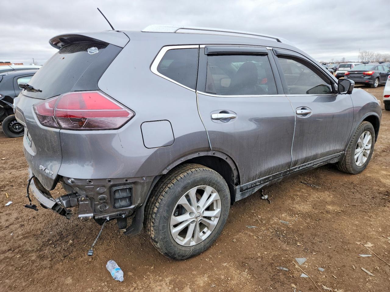 2016 NISSAN ROGUE
