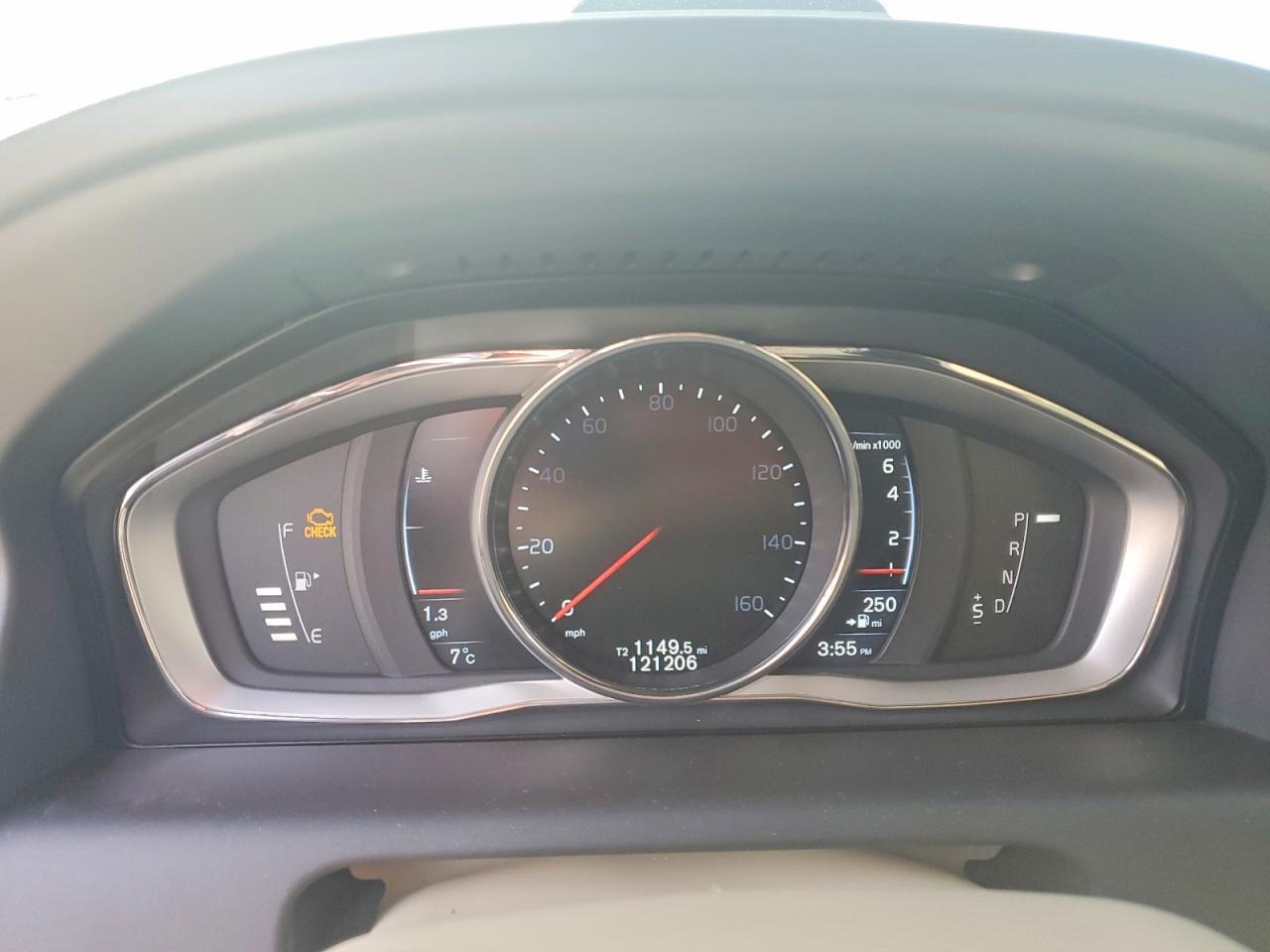 2016 VOLVO XC60