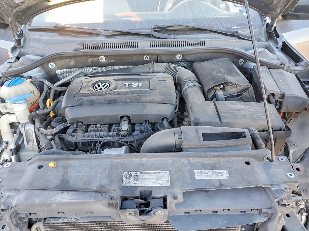 2015 VOLKSWAGEN JETTA