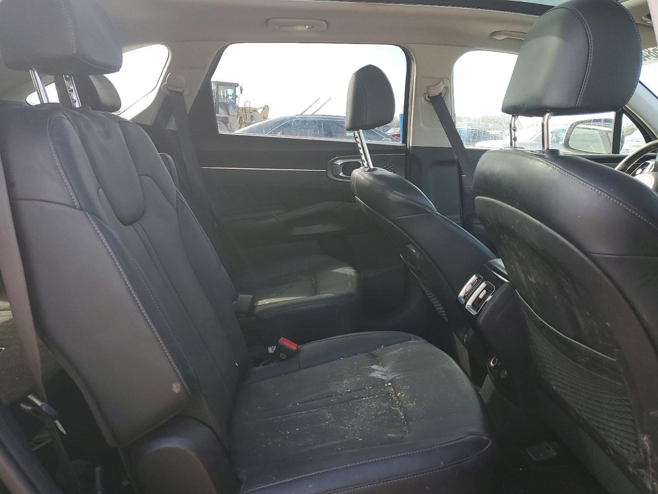 2022 KIA SORENTO