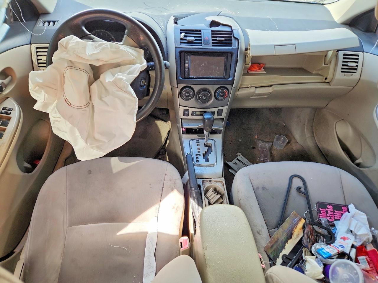 2011 TOYOTA COROLLA