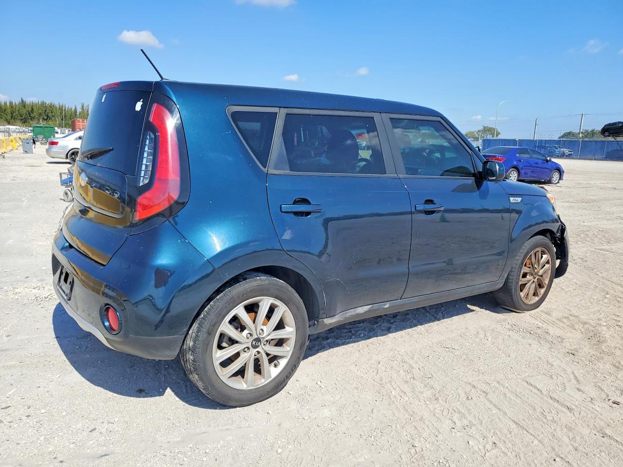 2018 KIA SOUL