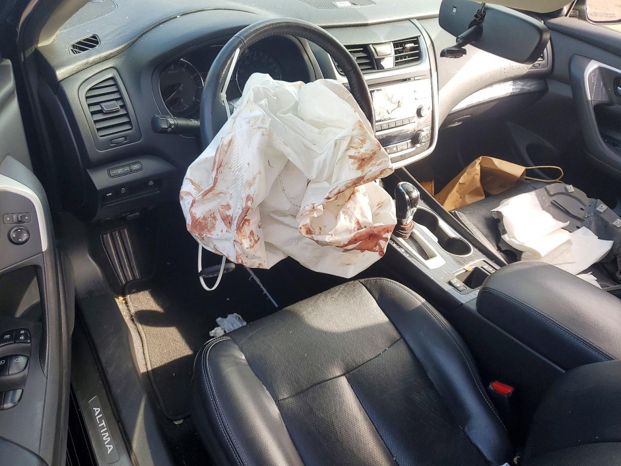 2016 NISSAN ALTIMA
