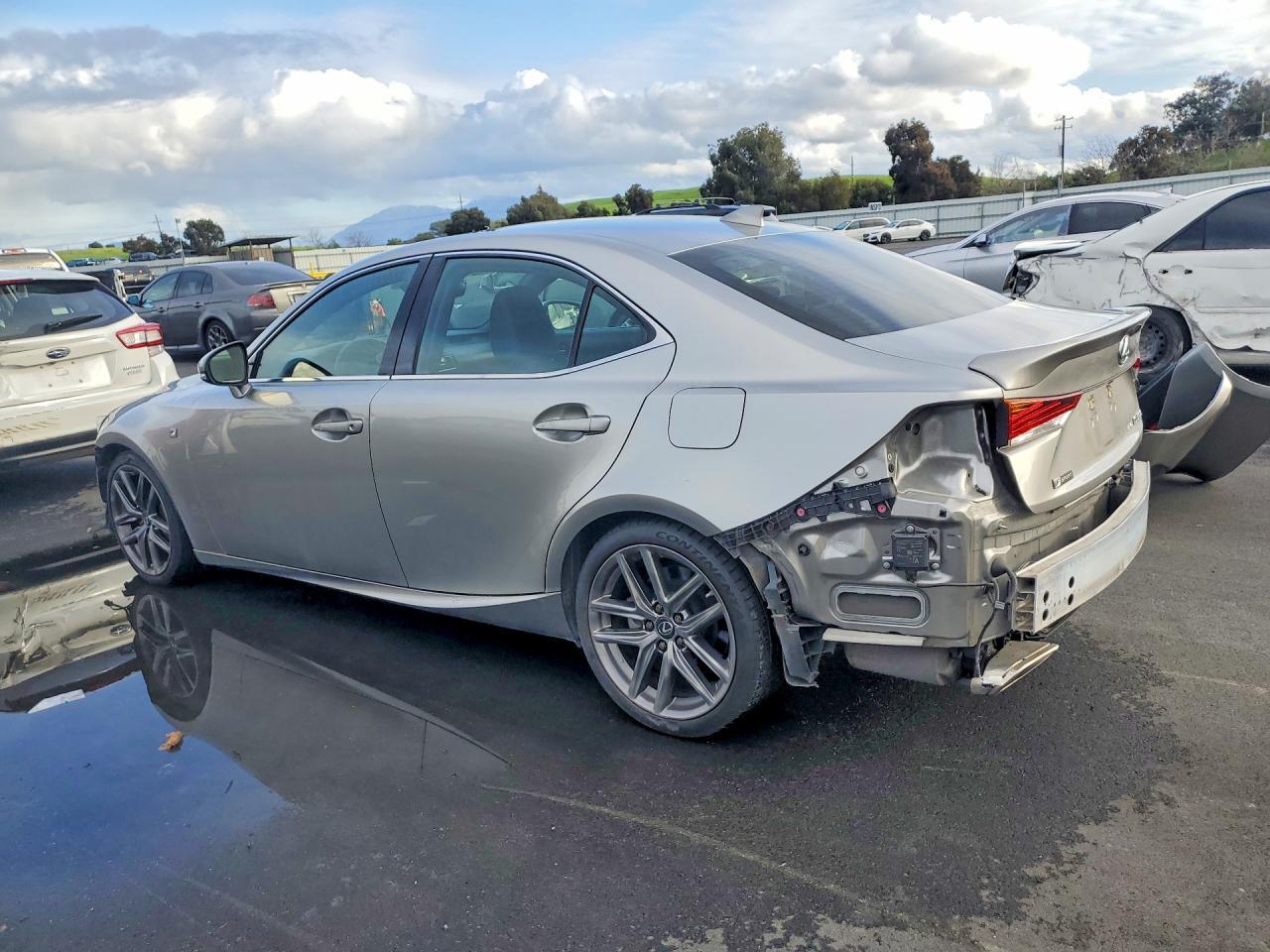 2020 LEXUS IS 300