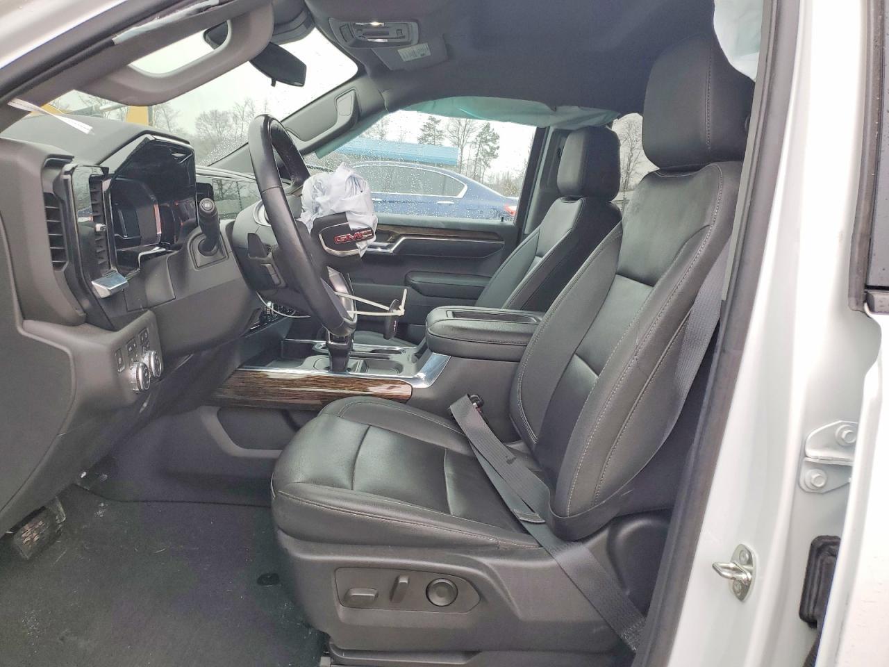 2022 GMC Sierra