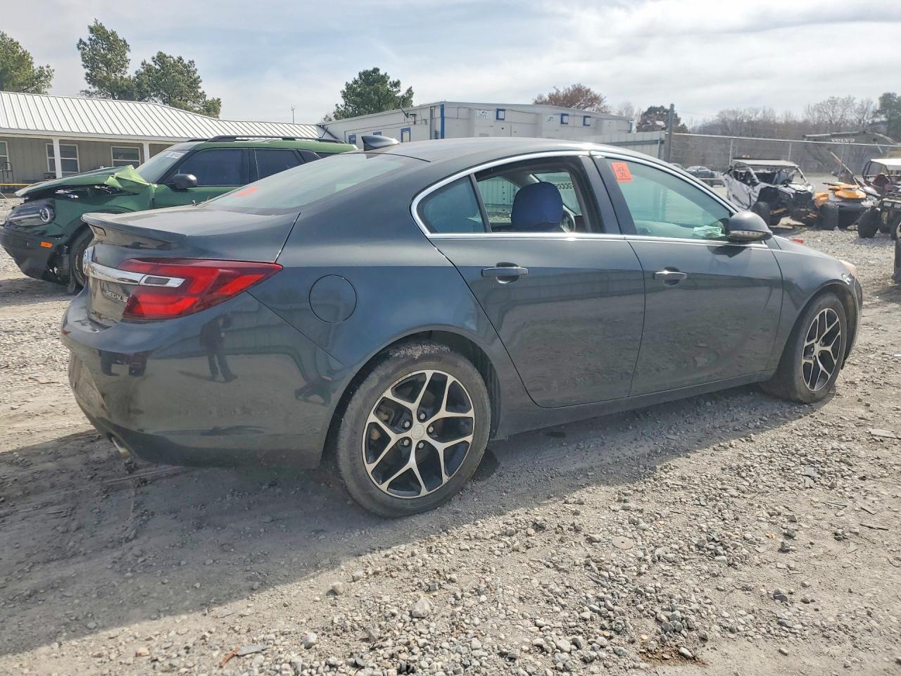 2017 BUICK Regal