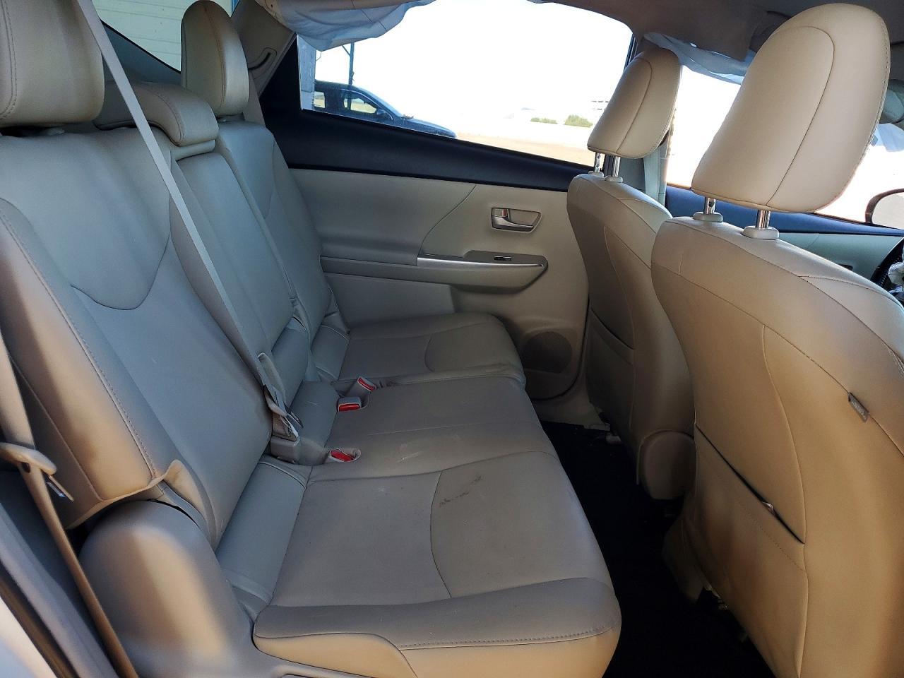 2014 TOYOTA PRIUS V