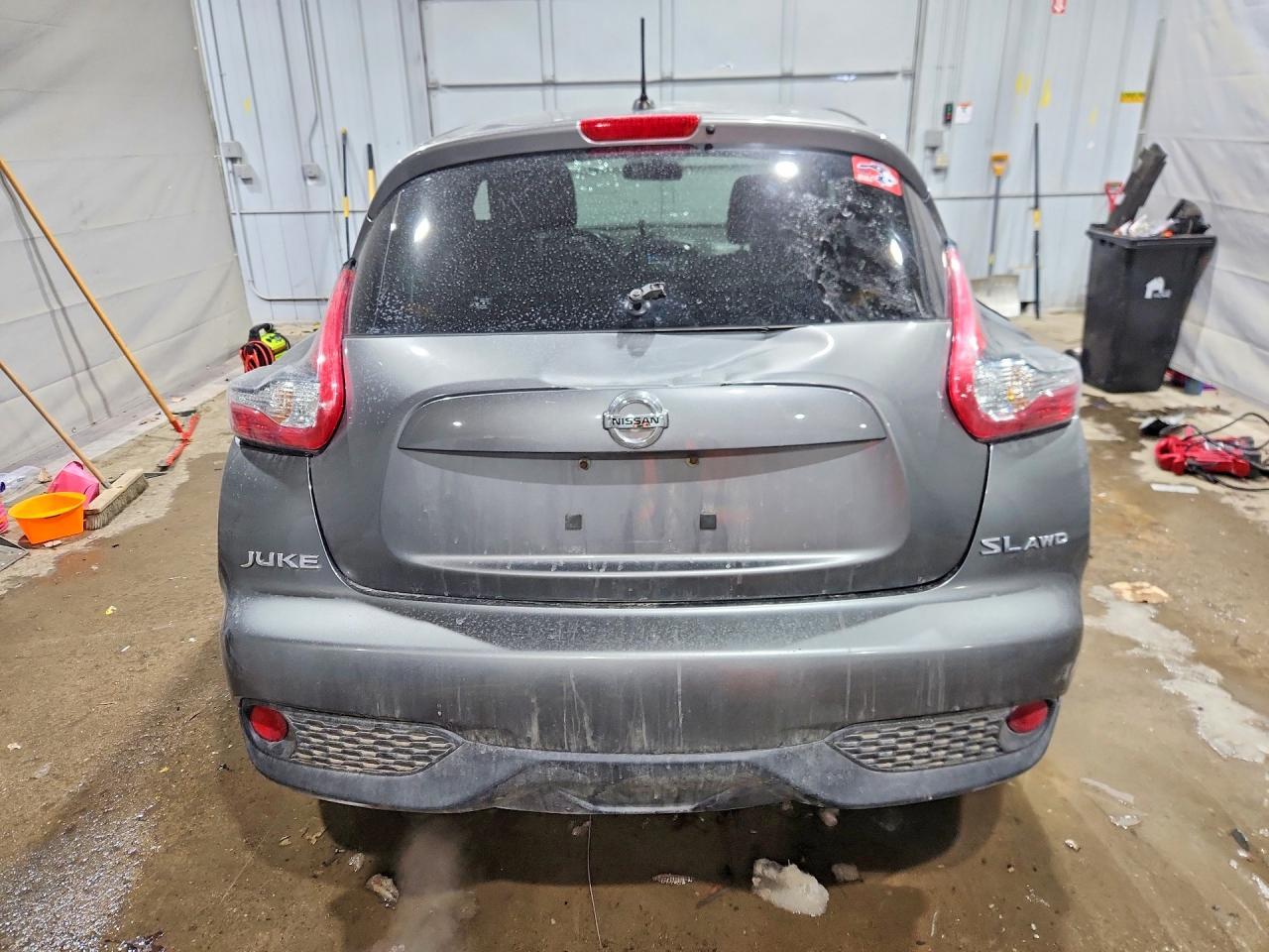 2015 NISSAN Juke