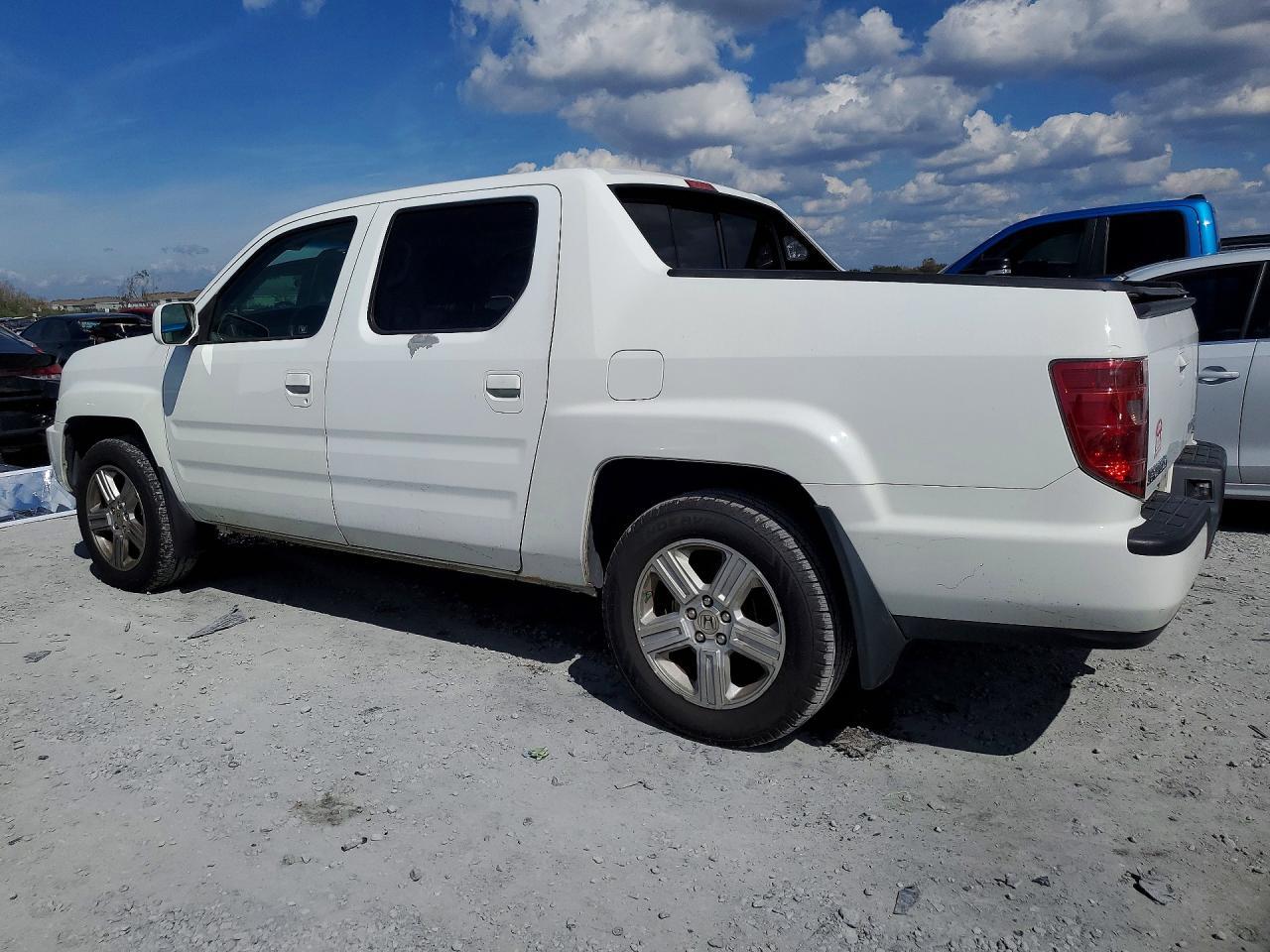 2011 HONDA Ridgeline