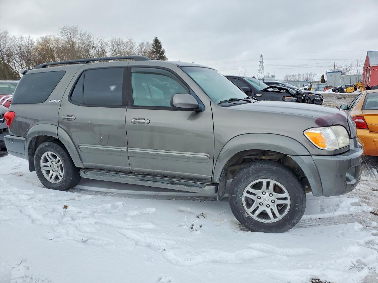 2005 TOYOTA Sequoia