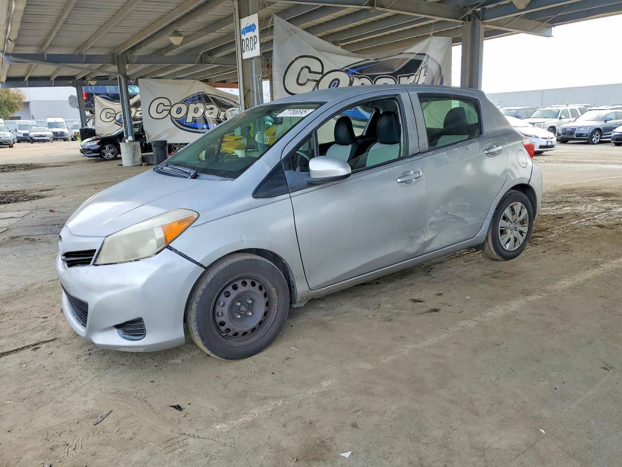 2012 TOYOTA YARIS