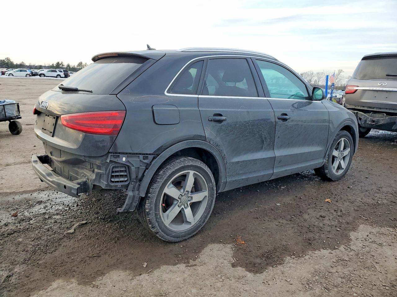 2015 AUDI Q3