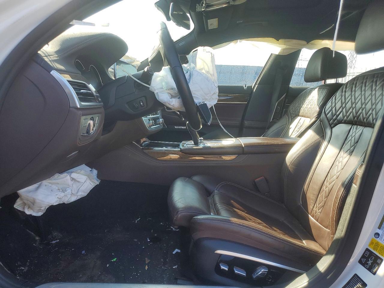 2016 BMW 7 series