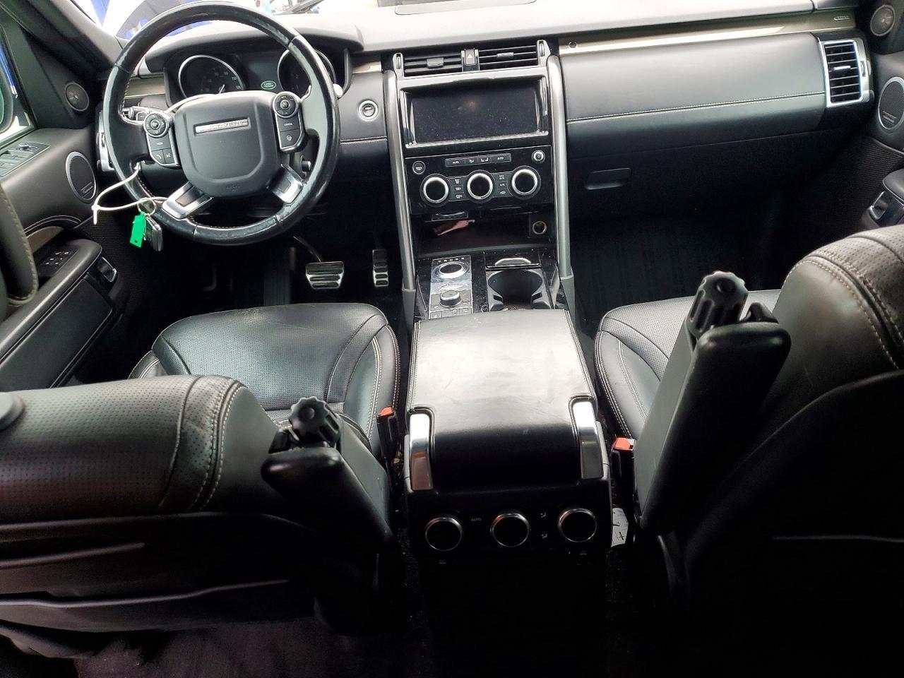 2017 LAND ROVER Discovery