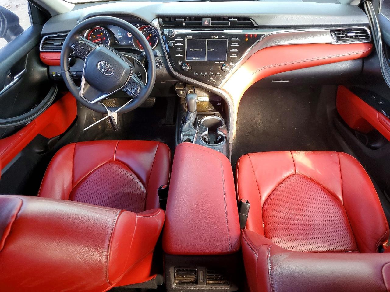 2019 TOYOTA CAMRY