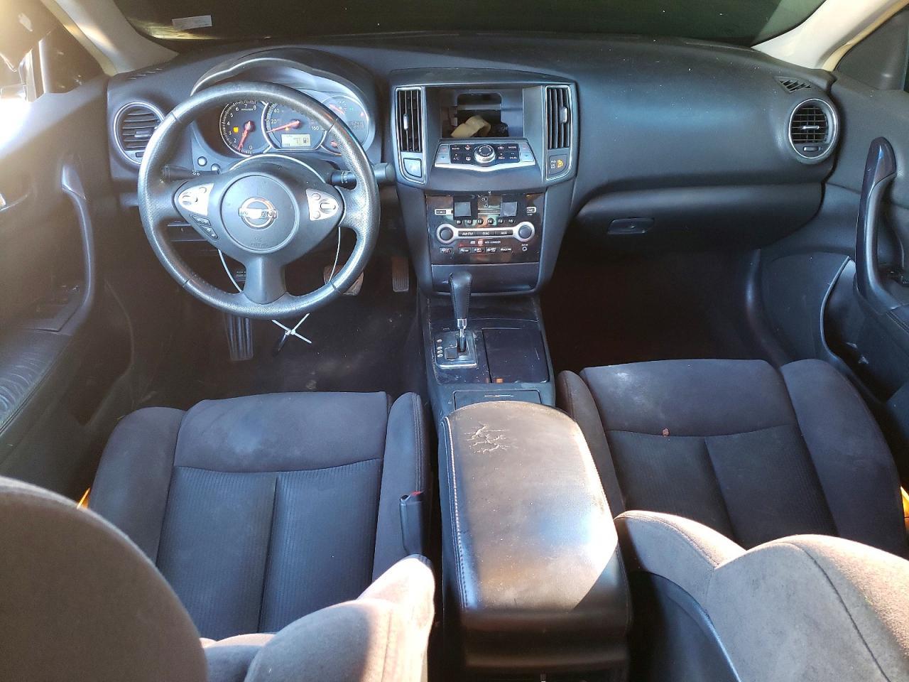 2014 NISSAN Maxima