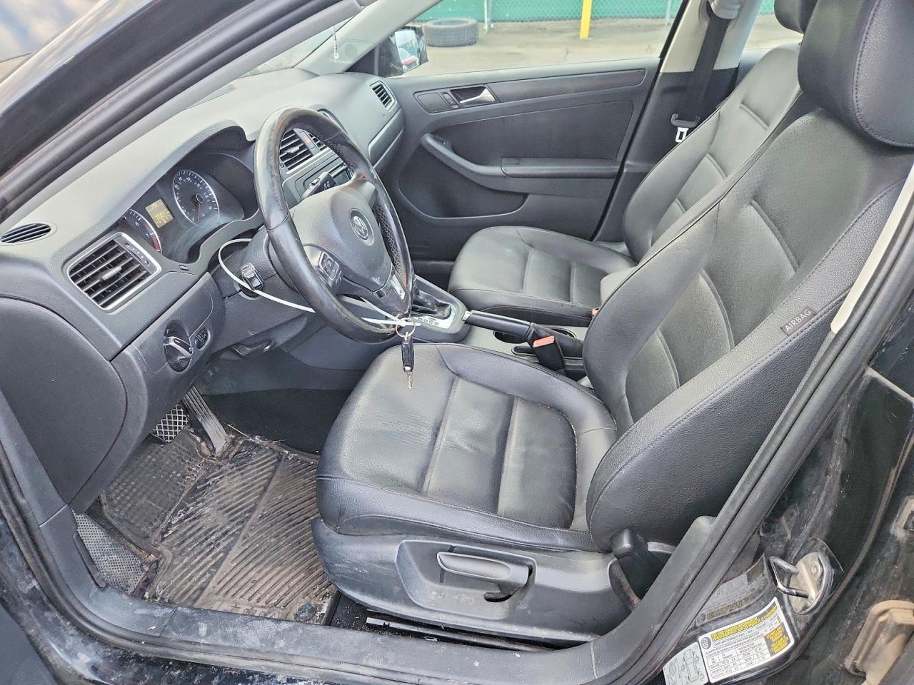 2012 VOLKSWAGEN JETTA