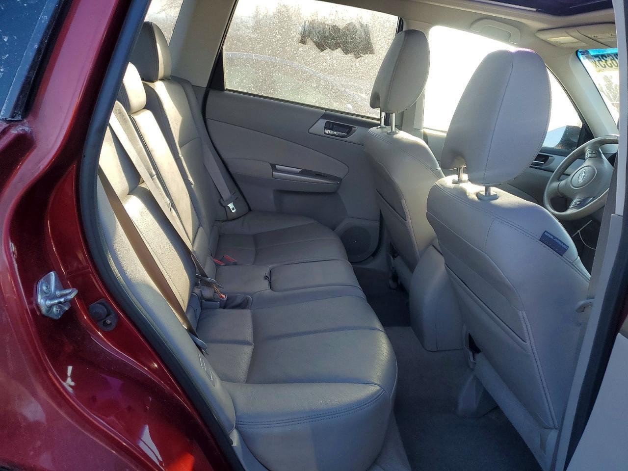 2010 SUBARU FORESTER