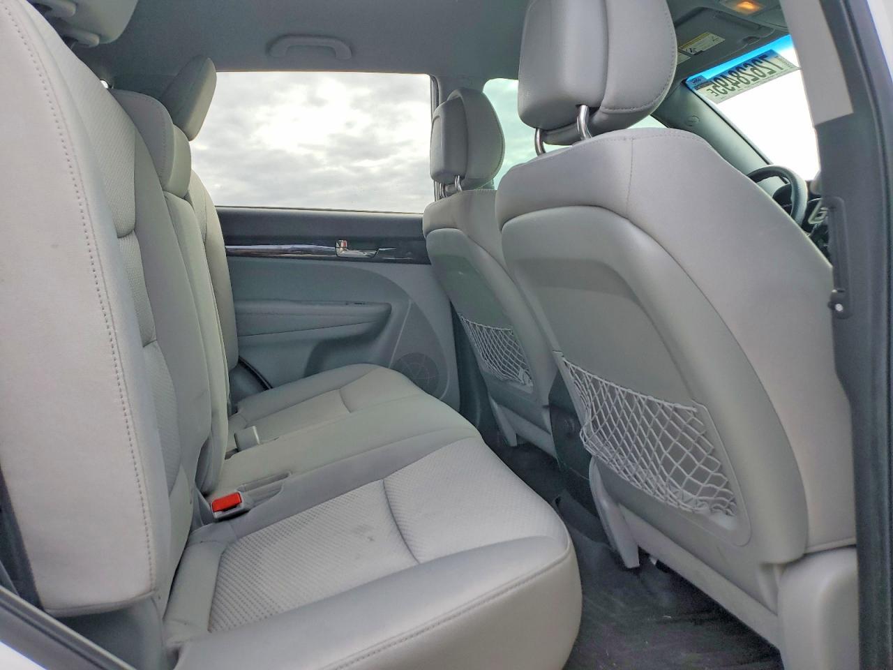 2011 KIA SORENTO