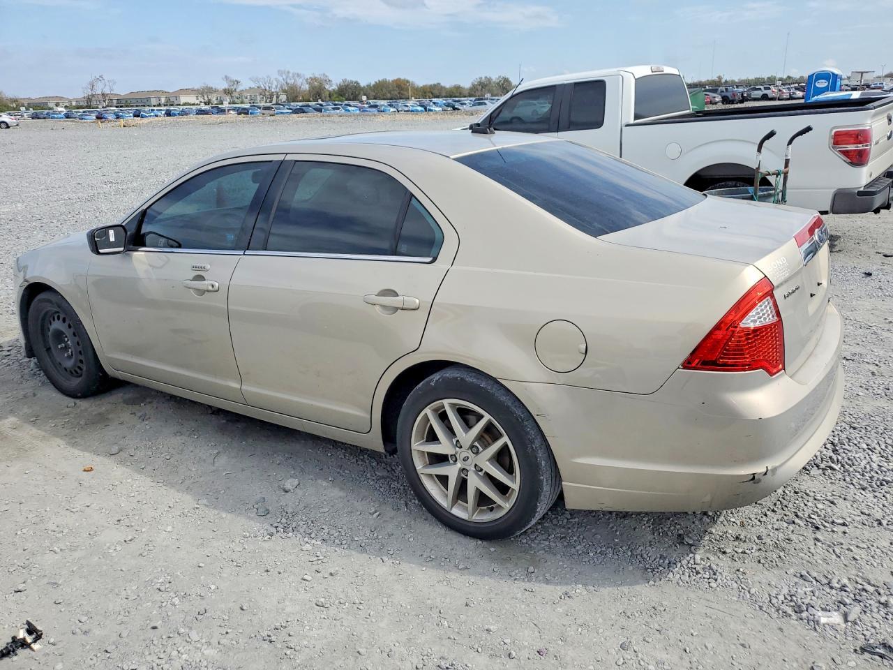 2010 FORD FUSION