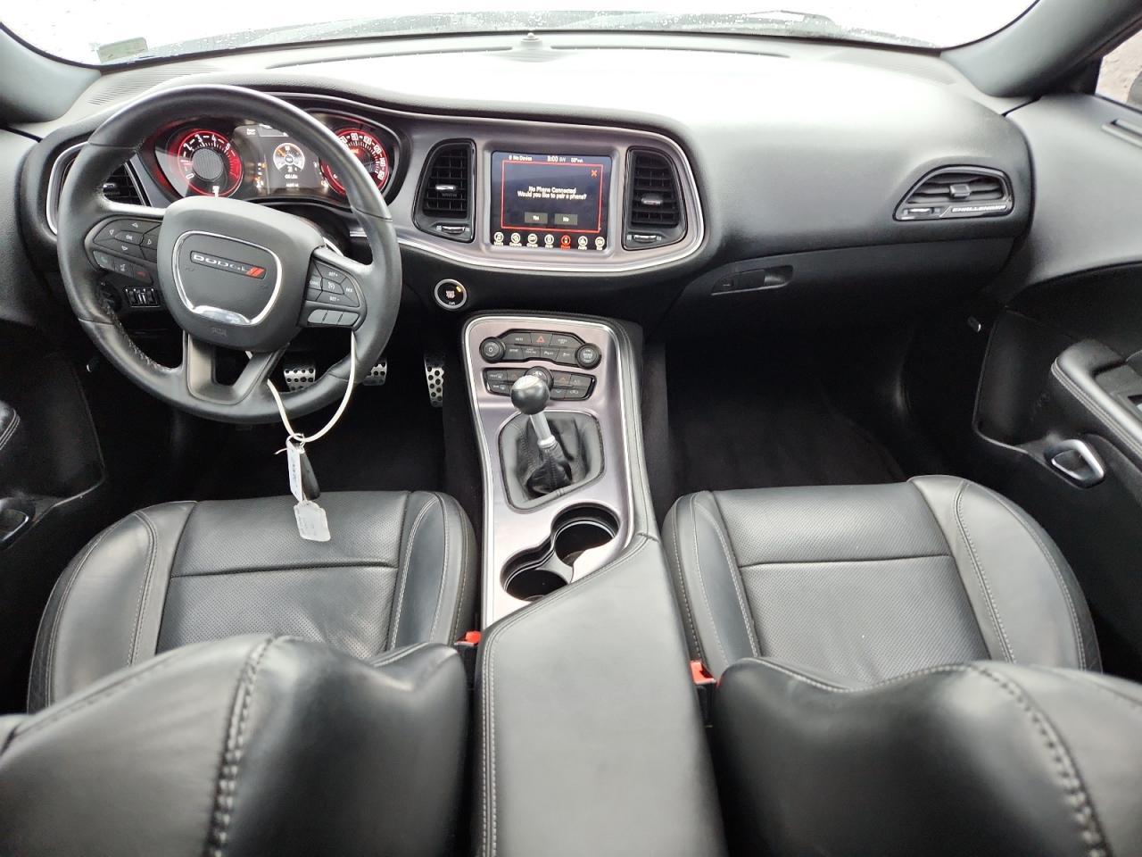 2017 DODGE Challenger