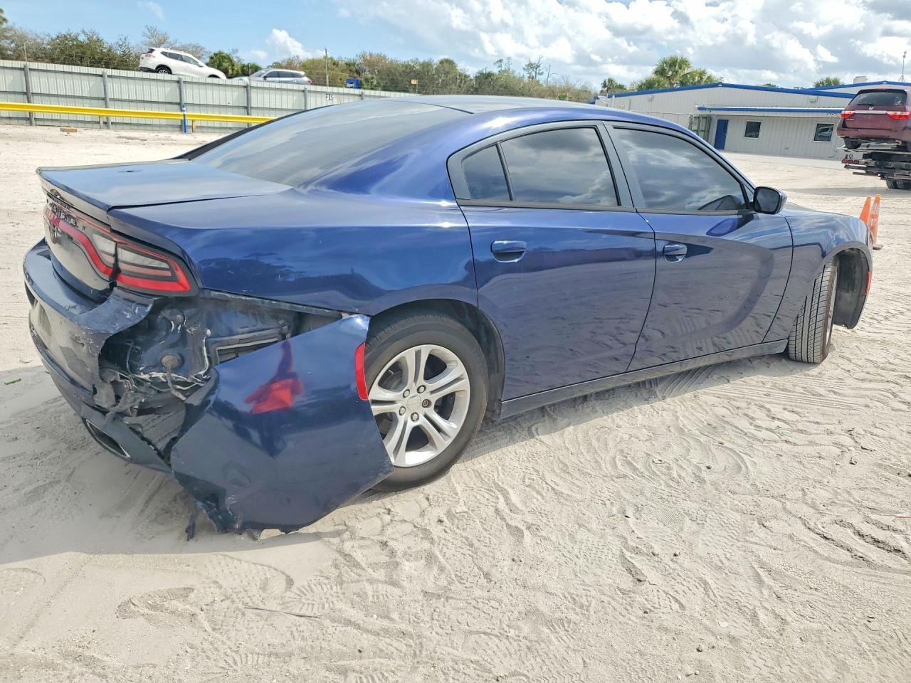 2016 DODGE CHARGER