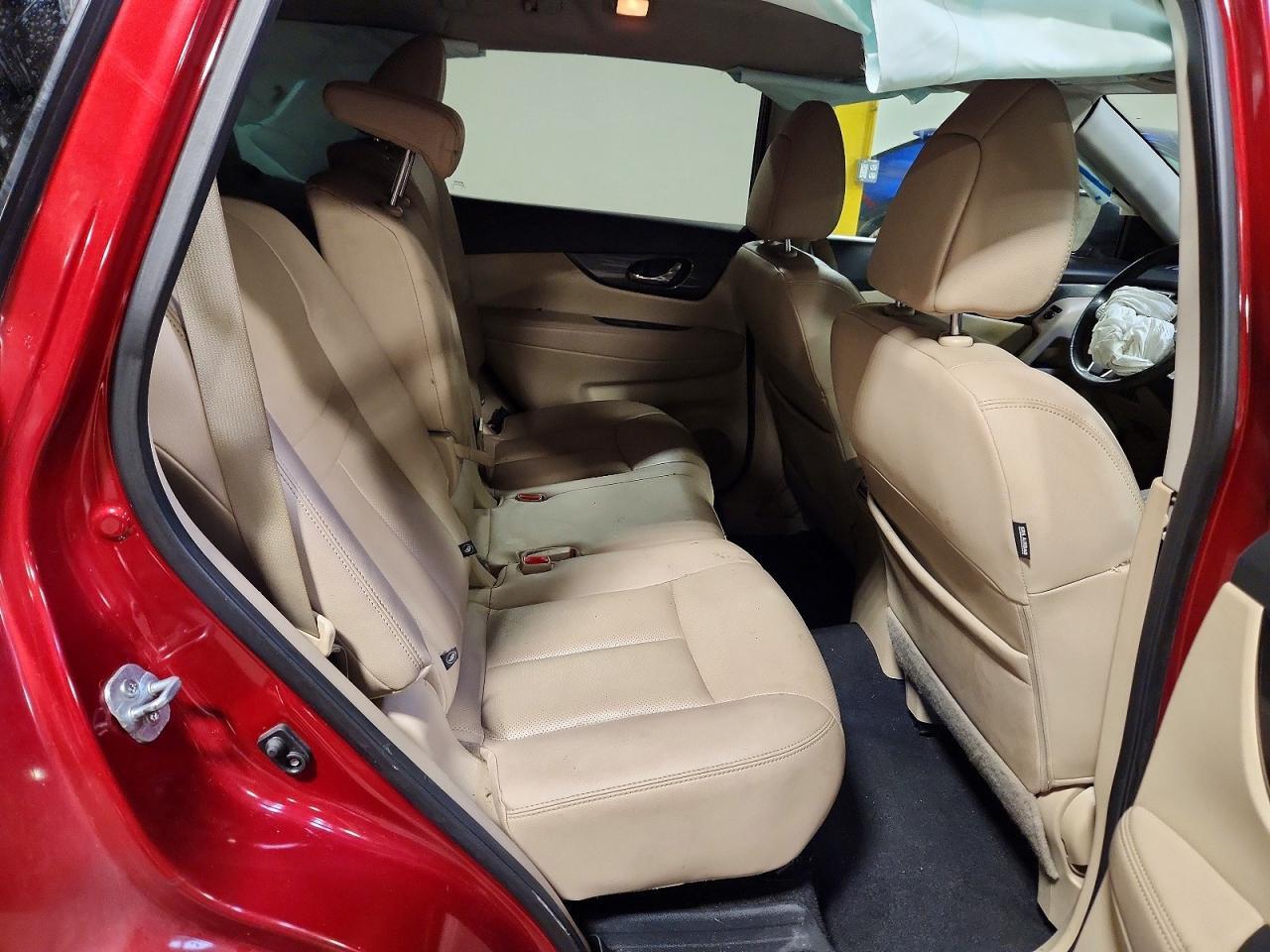2016 NISSAN ROGUE