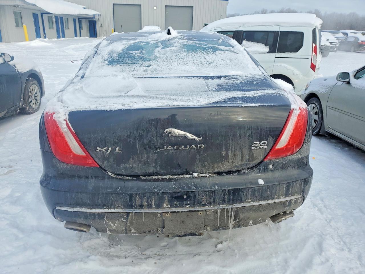 2016 JAGUAR Xj-Series