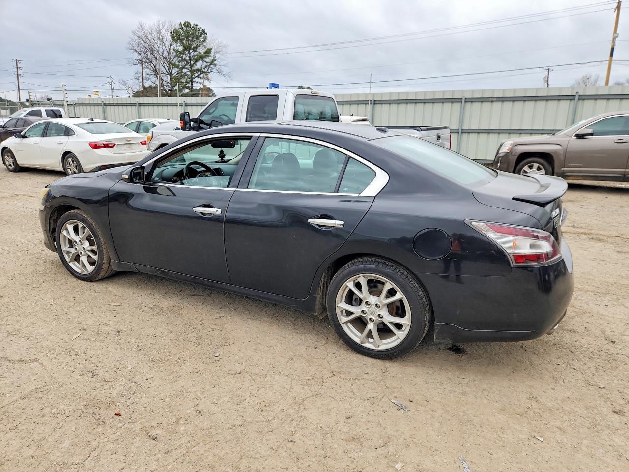 2012 NISSAN Maxima