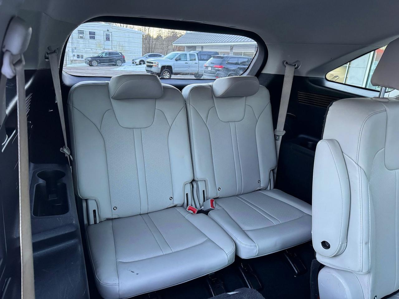 2022 KIA SORENTO