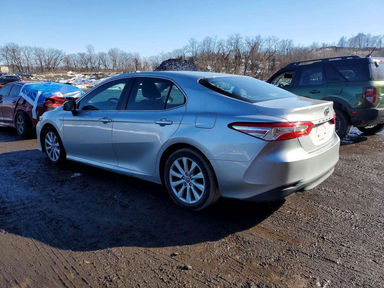 2018 TOYOTA CAMRY