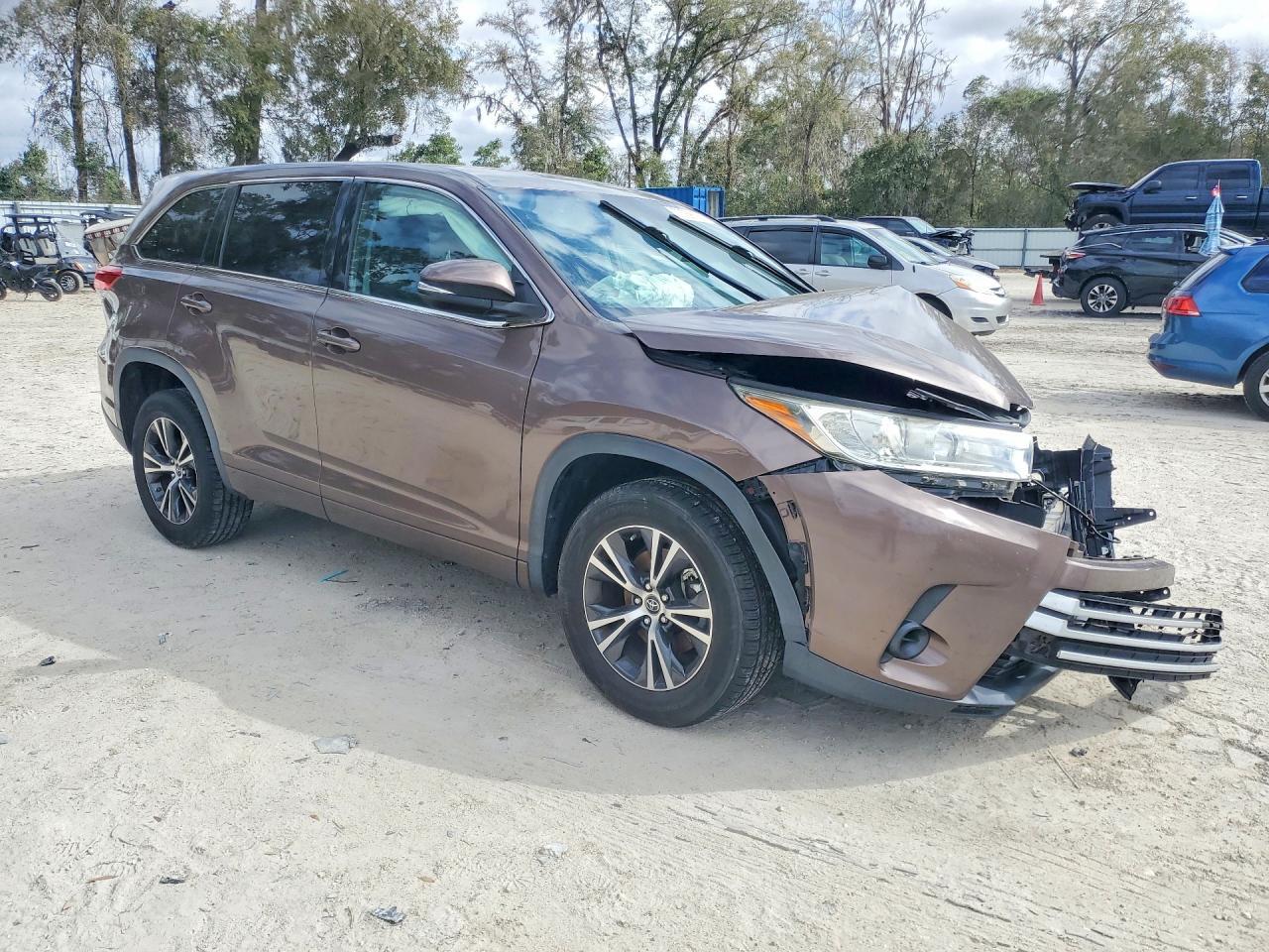 2018 TOYOTA HIGHLANDER