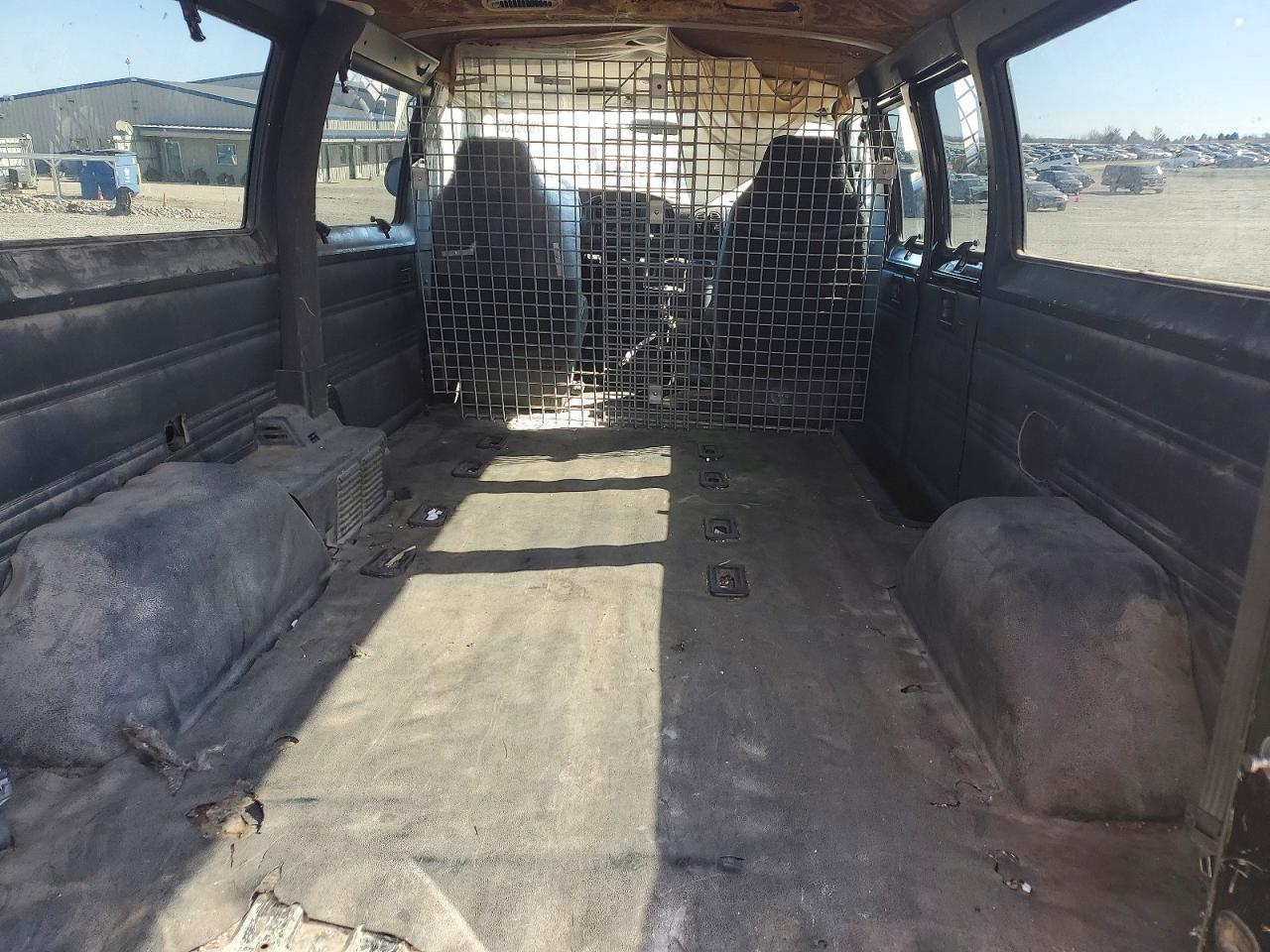 2002 DODGE Ram Wagon