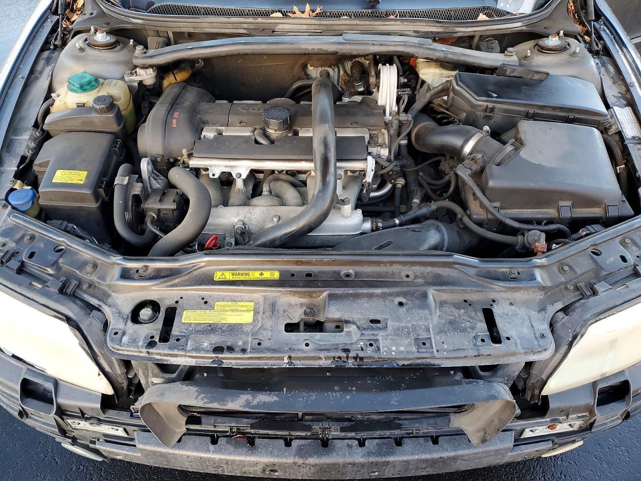 2005 VOLVO S60