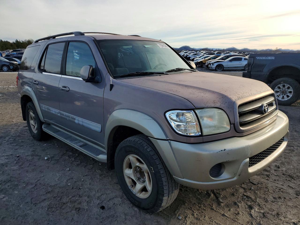 2002 TOYOTA Sequoia