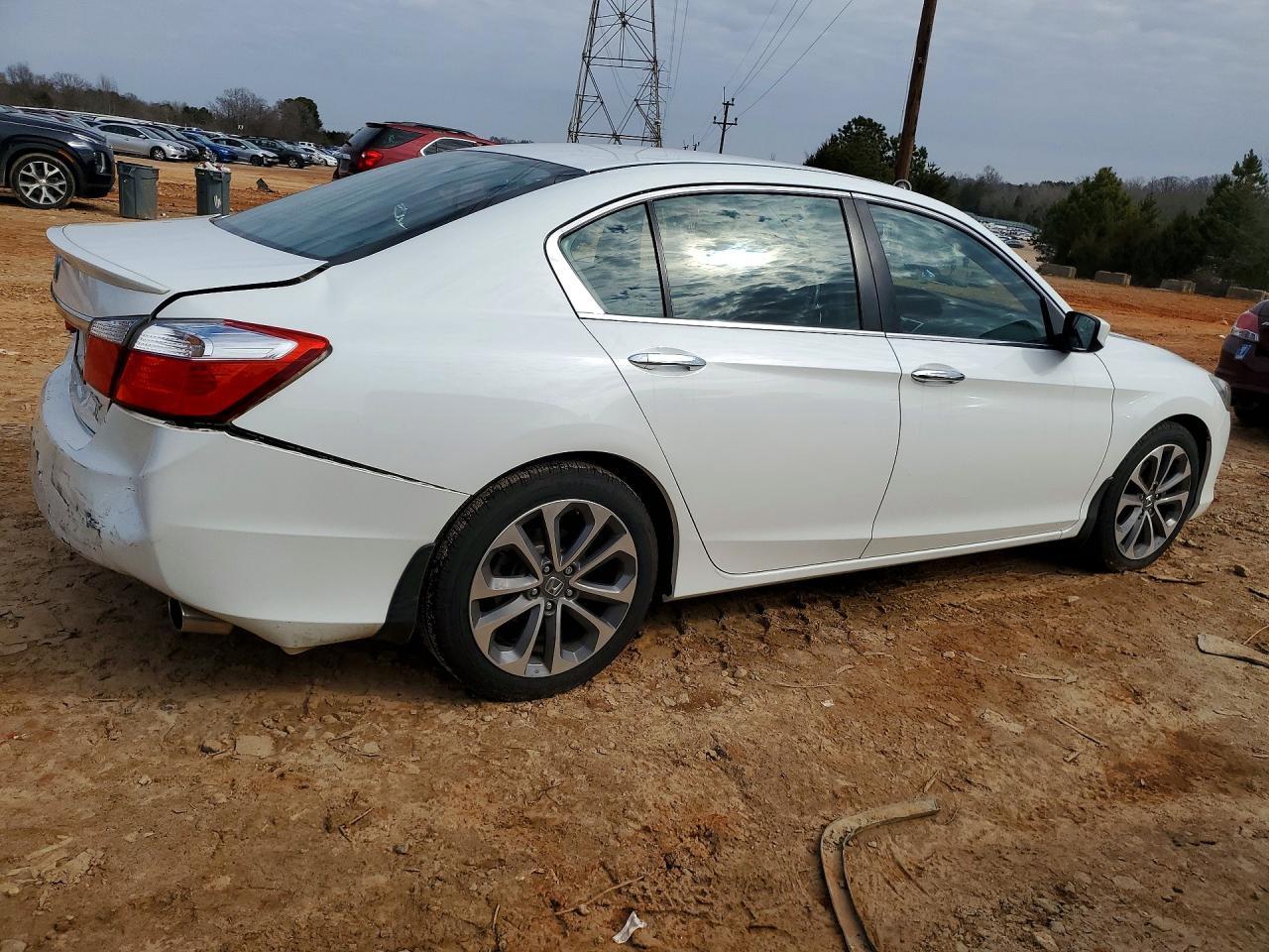 2015 HONDA ACCORD