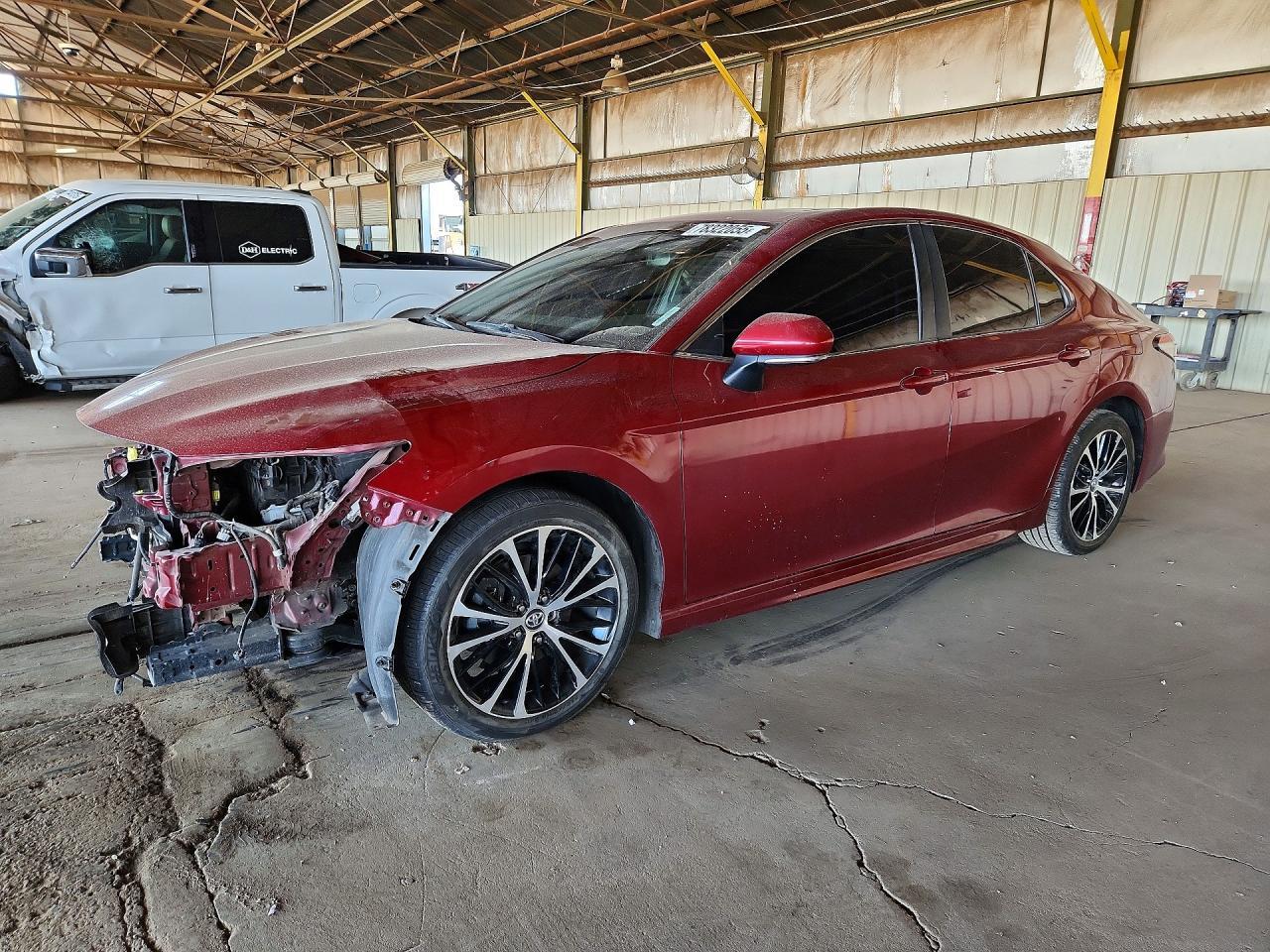 2018 TOYOTA CAMRY