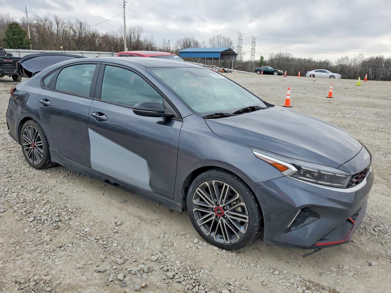 2023 KIA FORTE